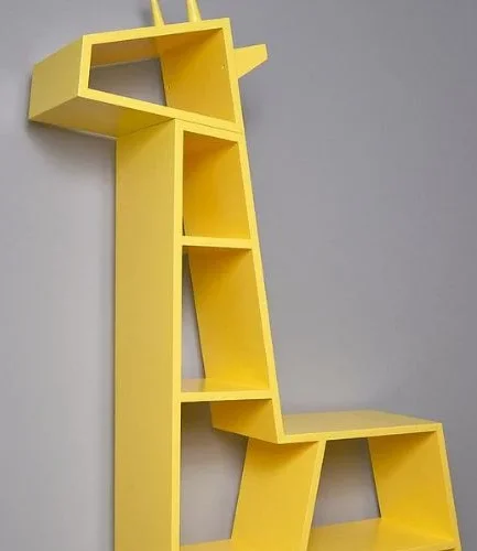 Wooden Giraffe Bookshelf
