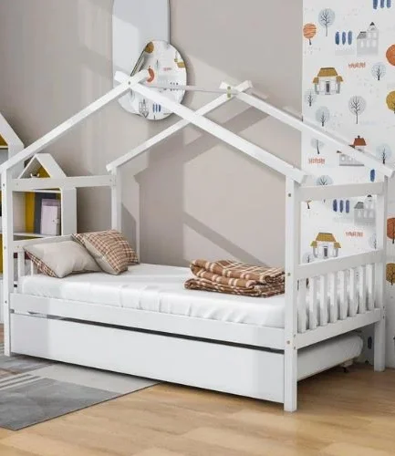 Canopy style bed